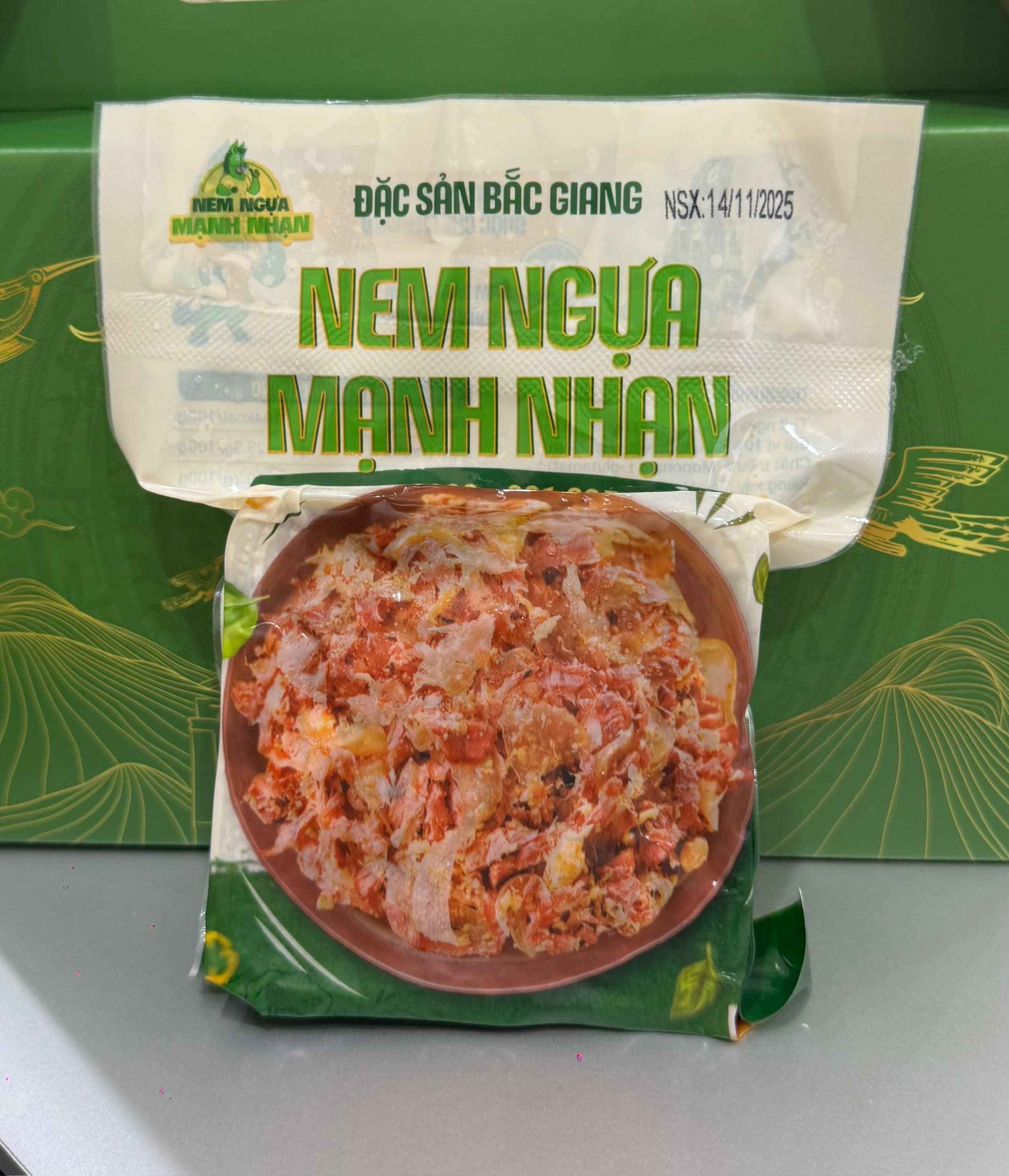 Nem ngựa giá bao nhiêu? Bảng giá và mua ở đâu uy tín